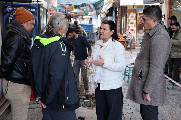 Foça’da 30 yıllık yağmur suyu ve altyapı sorunları çözüme kavuşuyor